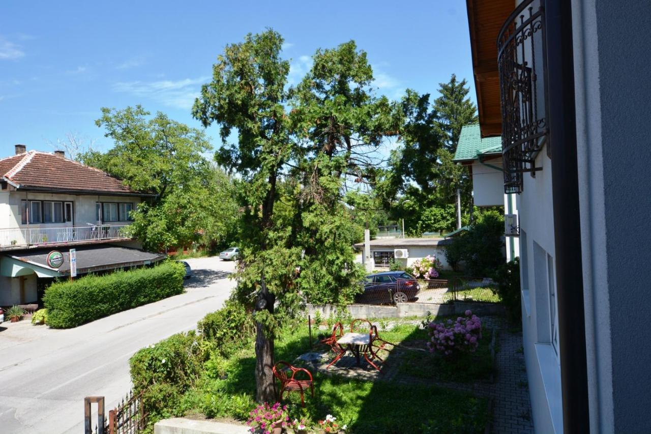 Vila Nour El Donya Bihać Exteriér fotografie